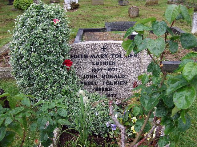 Edith and JRR Tolkien's shared headstone.