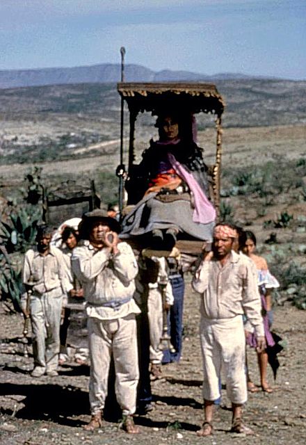 Irene Pappas in a palanquin; still from Erendira (1983)