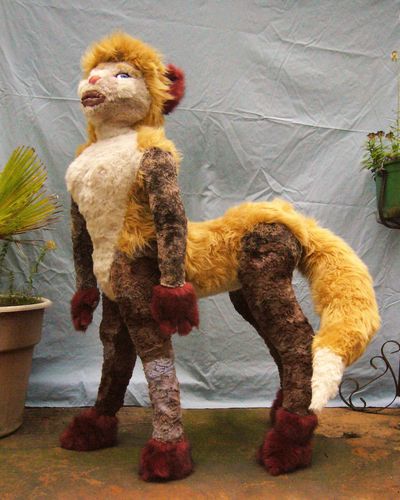 Vixtoria, a fox-taur, finished. Dream sculpture by Wayan.