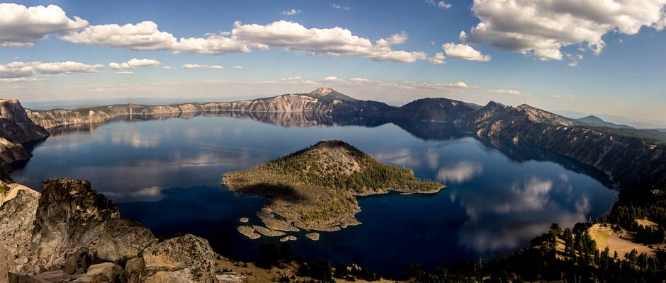 Crater Lake from Watchman Lookout. Photo by Arcataroger. Click to enlarge.