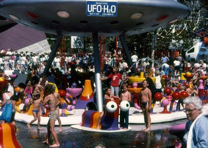 Flying saucer at 1986 Vancouver Expo. Click to enlarge.